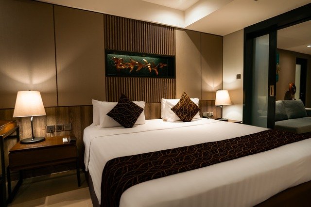 1737421149.416_The_Nest_Hotel_Bali_executive_suite_room-3.jpg